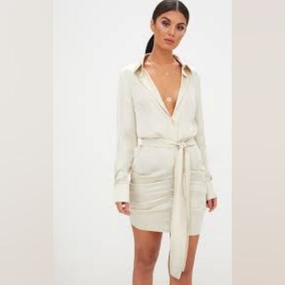 PrettyLittleThing Champagne Satin Ruched Shirt Dress Size 4 in Champagne NWT - Picture 1 of 8